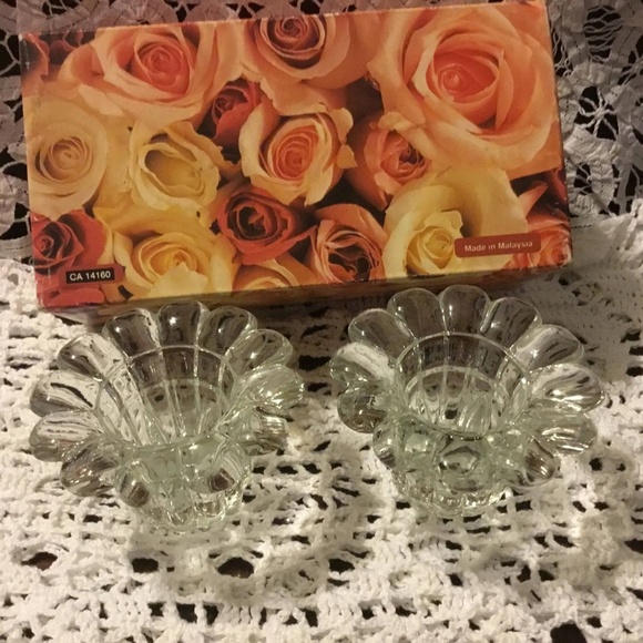 Vintage set of Darby clear crystal flared scalloped  taper candle stick holder - Picture 2 of 8